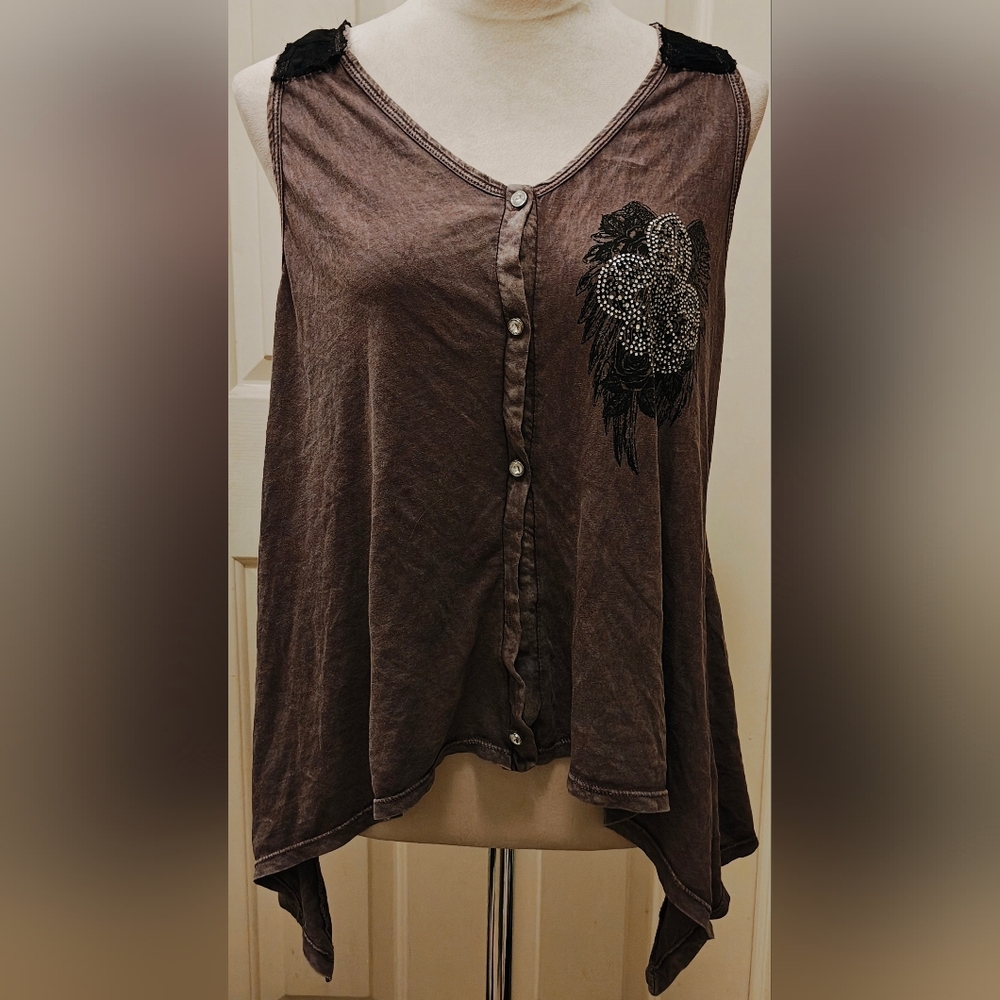 Y2K Vocal Grunge Rhinestone Fleur de lis & Angel Wings w Lace Detail Tank Top - Picture 2 of 14